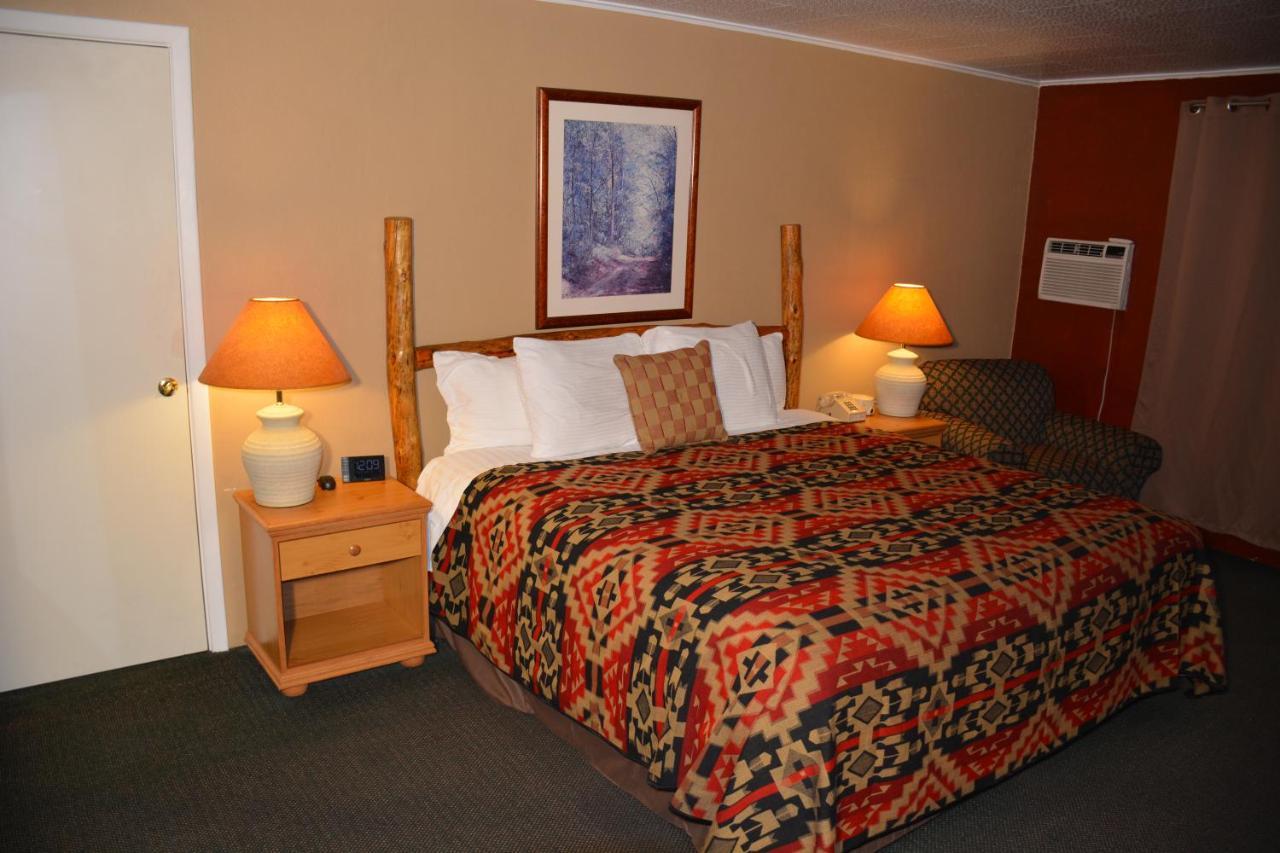 Sitzmark Lodge