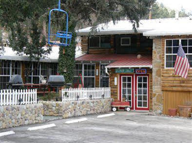 Sitzmark Lodge *